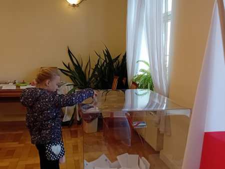 W powiecie wygrywa Rafał Trzaskowski