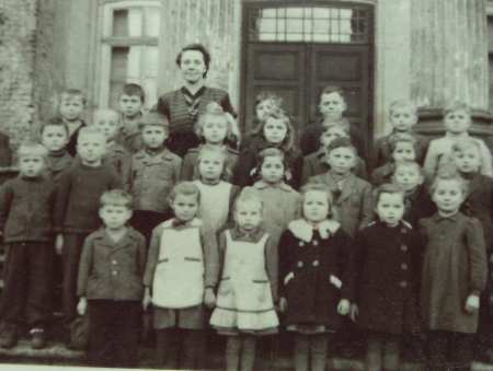 Historia szkoły w Mroczeniu. Część I